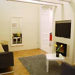 Oktogon Apartment