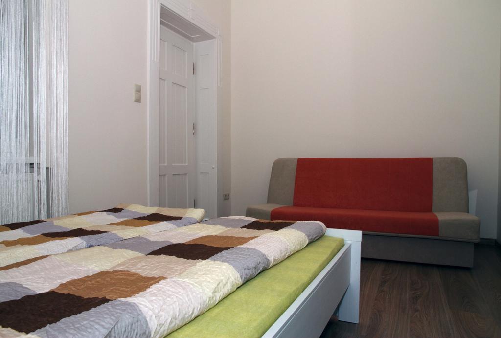 Oktogon Apartment *